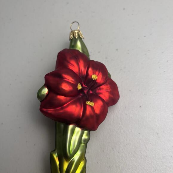 The Museum Collection Hand Blown Glass Poland Amaryllis Flowering Ornament Red - Picture 6 of 16